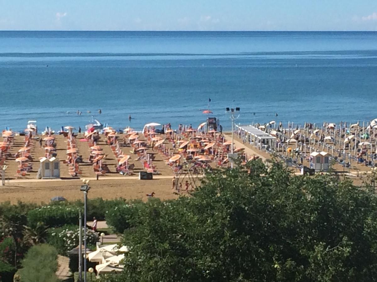 Bel Sole - Appartamenti Bibione Exteriör bild